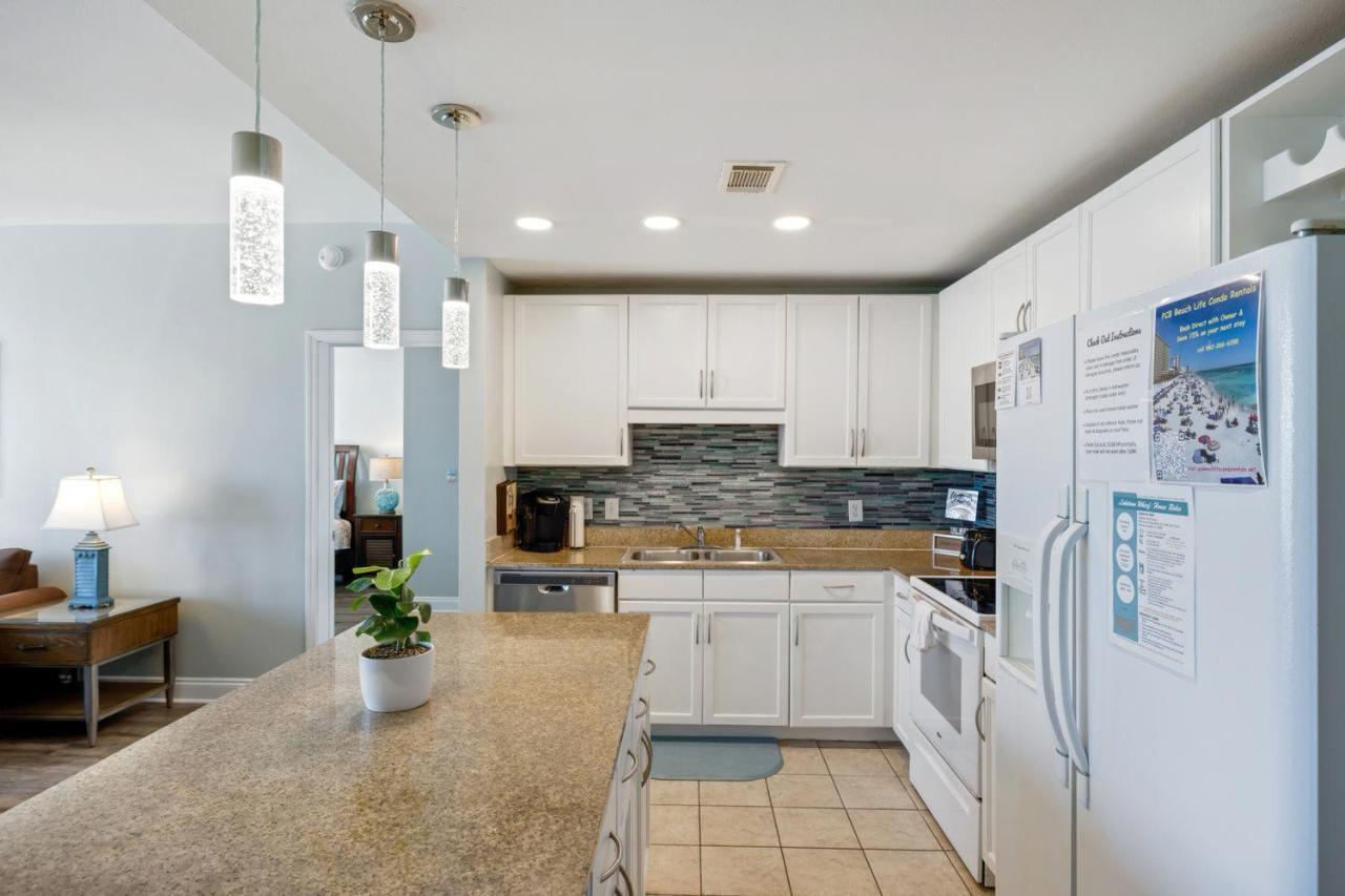 Laketown Wharf! Sleeps 9 - Condo, Stunning Ocean Views! By Dolce Getaways Pcb Holiday home Panama City Beach