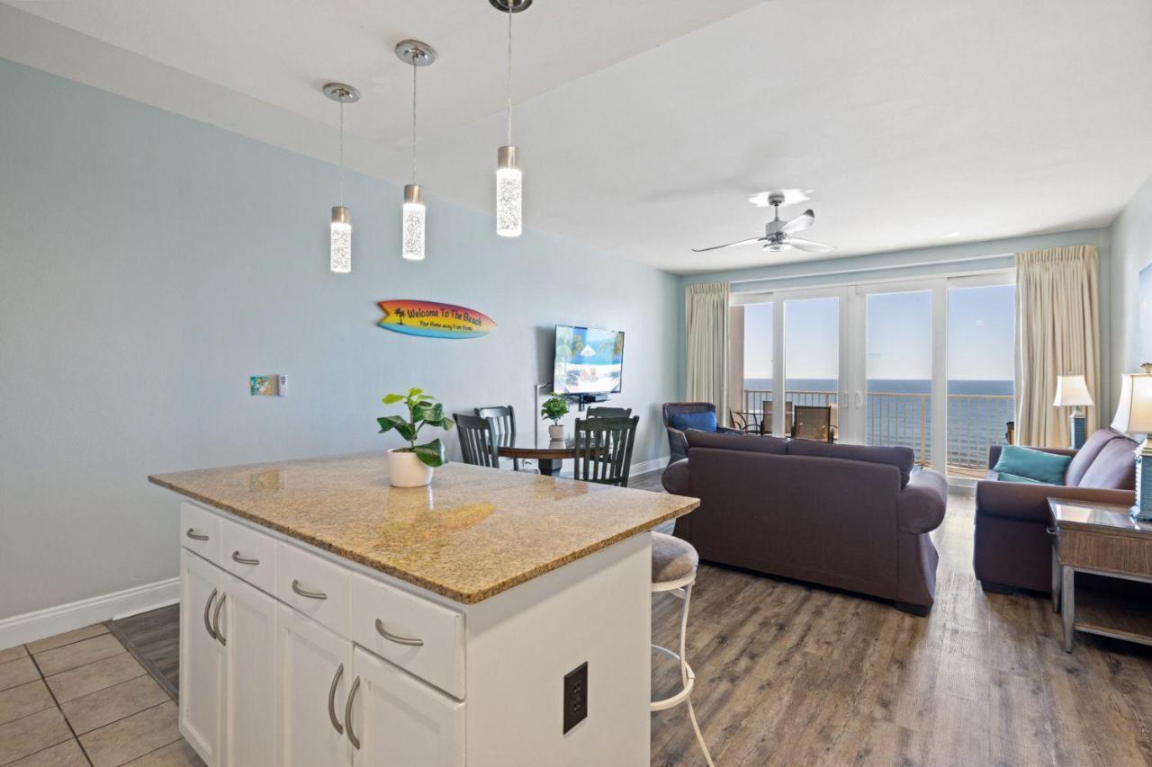 Laketown Wharf! Sleeps 9 - Condo, Stunning Ocean Views! By Dolce Getaways Pcb Holiday home *