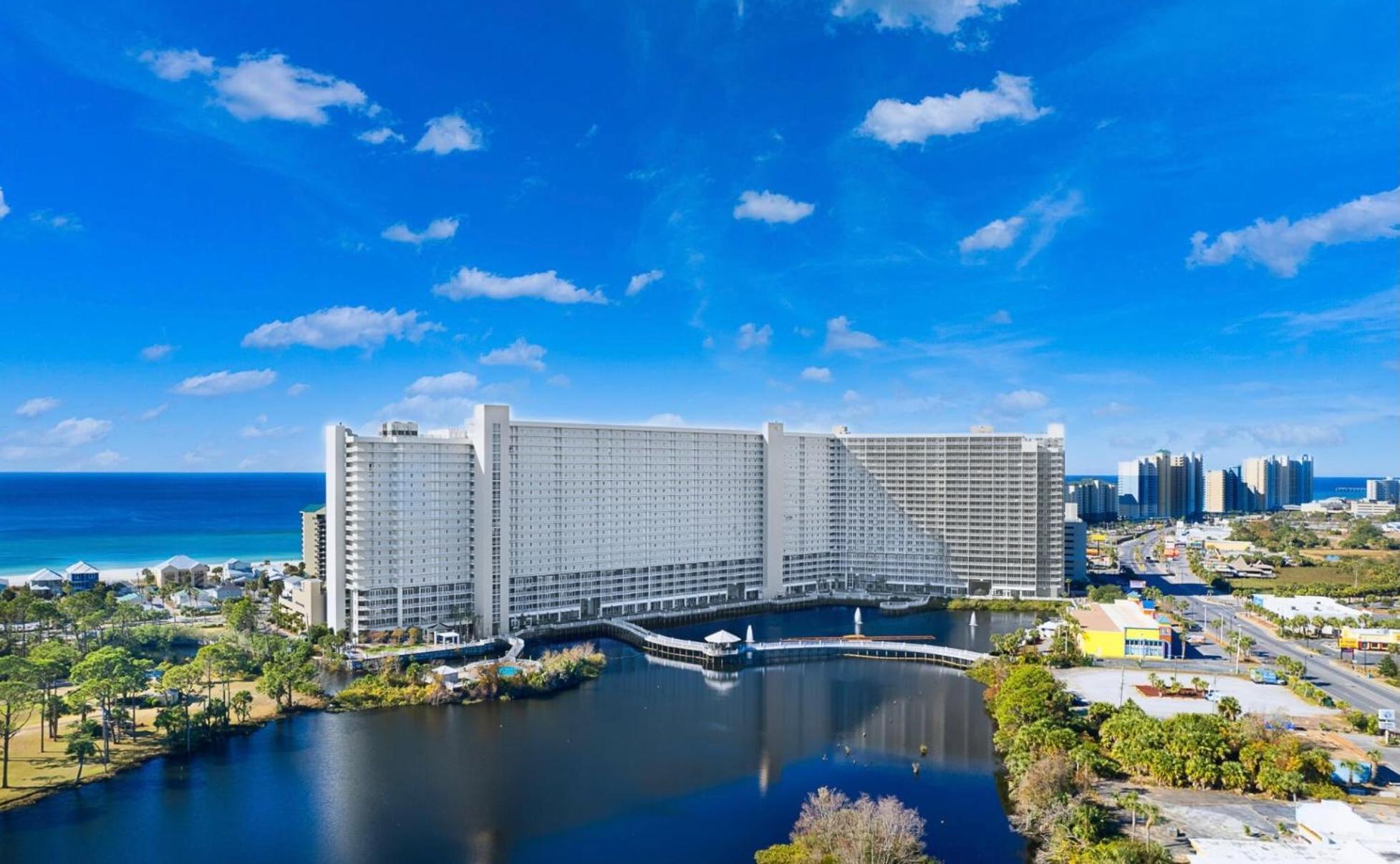 Laketown Wharf! Sleeps 9 - Condo, Stunning Ocean Views! By Dolce Getaways Pcb Panama City Beach